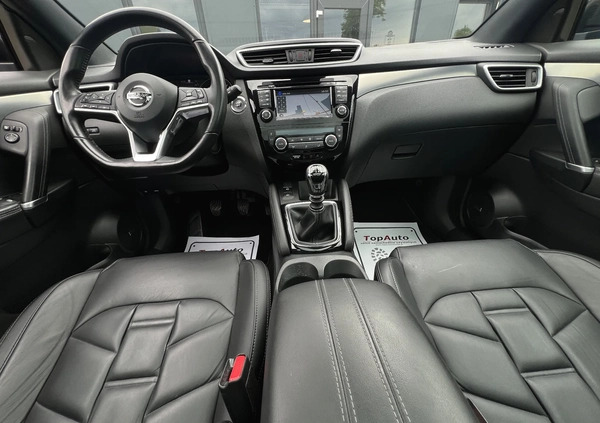 Nissan Qashqai cena 73900 przebieg: 106000, rok produkcji 2018 z Woźniki małe 742